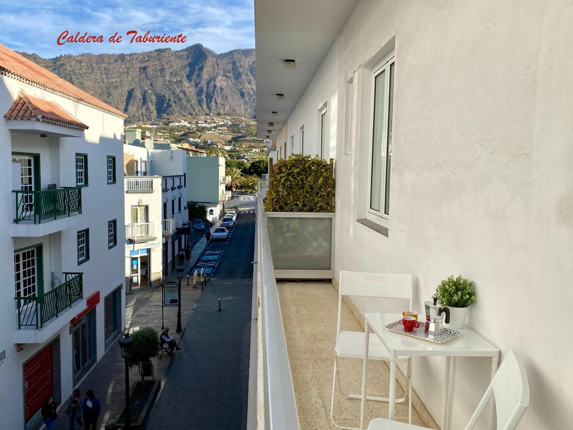 Appartamento Vista Plaza - Exceptional Location Los Llanos De Aridane Esterno foto